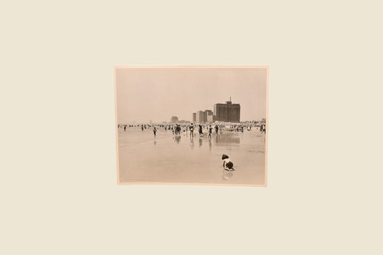 Vintage Photo "Beach Day"